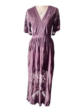 Altar’d State Mauve Maxi Dress Sz M Intricate Floral Lace Deep V-neck Lined Boho